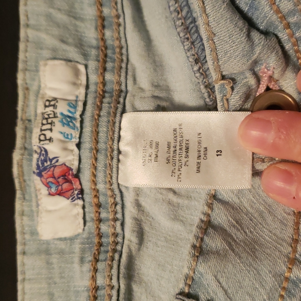Jr capries - Picture 2 of 2